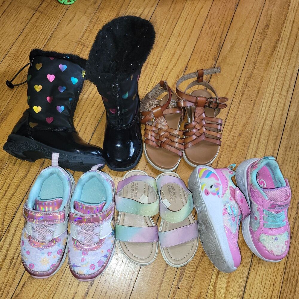Five Pairs Of Shoes Sandals For Girls Size 8 Toddler. Sketchers Boots Light up